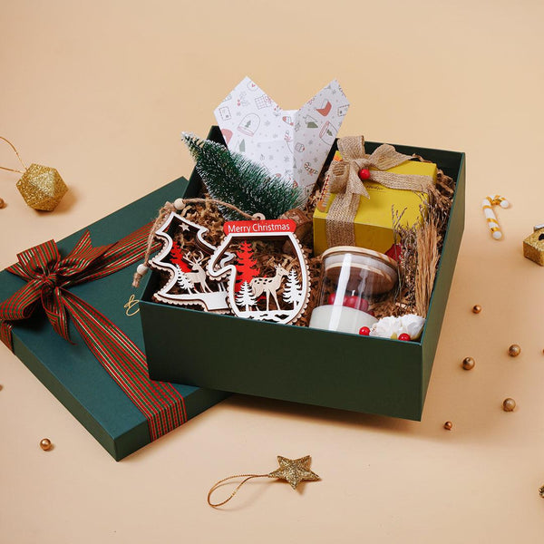 Season’s Greetings Gift Box